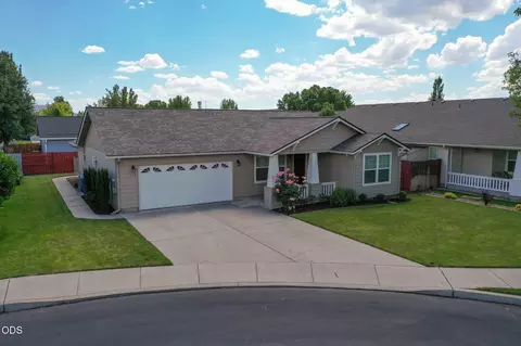 758 NE Sandstone Ct, Prineville, OR 97754