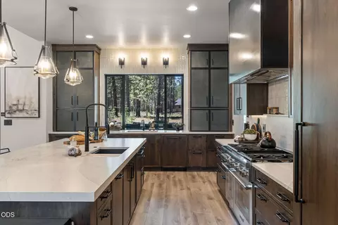 Kitchen - 17833 Preservation Loop #429, Bend, OR 97707 photo 4 of 4