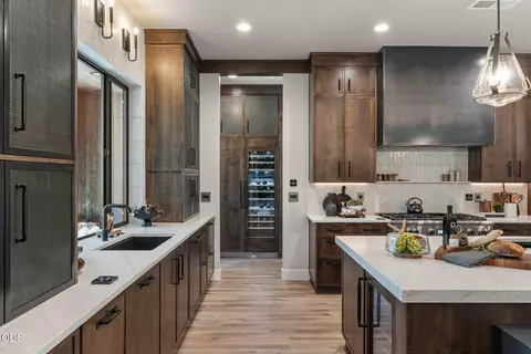 Kitchen - 17833 Preservation Loop #429, Bend, OR 97707 photo 3 of 4
