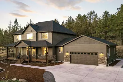 4205 Fox Sparrow Dr, Klamath Falls, OR 97601