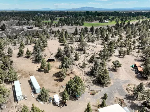23055 Timland Ln, Bend, OR 97702 photo 4