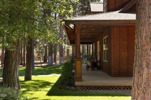 Exterior - 51889 Pine Loop Dr, La Pine, OR 97739 photo 6 of 29
