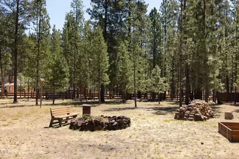 Exterior - 51889 Pine Loop Dr, La Pine, OR 97739 photo 25 of 29