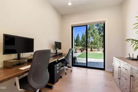 Other - 61546 Hosmer Lake Dr, Bend, OR 97702 photo 2 of 8