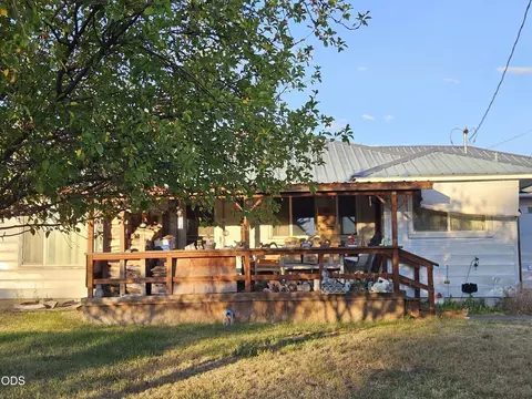 3031 Emerald St, Klamath Falls, OR 97601