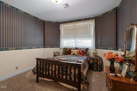 Bedroom - 4303 Tami Ln, Central Point, OR 97502 photo 1 of 2