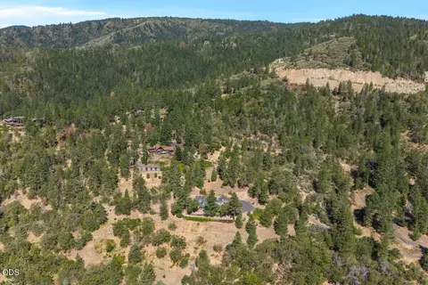 View/Area - 4303 Tami Ln, Central Point, OR 97502 photo 3 of 4