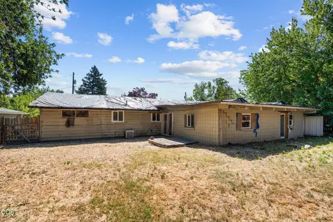 130 Sharon Dr, Phoenix, OR 97535 photo 22