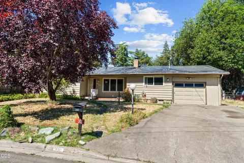 130 Sharon Dr, Phoenix, OR 97535 photo 29