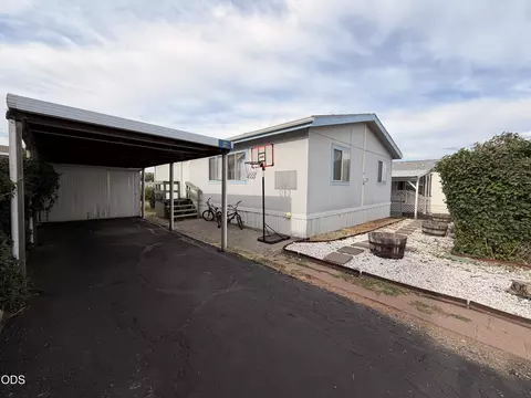 2241 Greensprings Dr UNIT 10, Klamath Falls, OR 97601