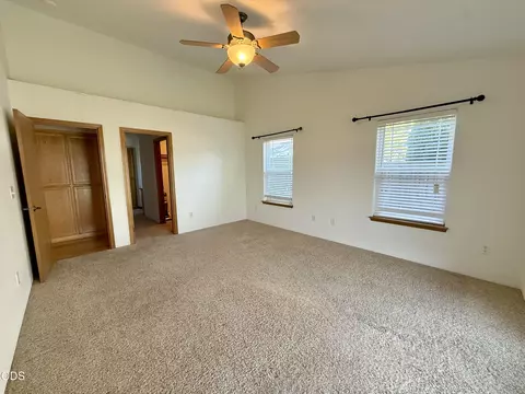 Bedroom - 918 Win Way, Eagle Point, OR 97524 photo 1 of 2