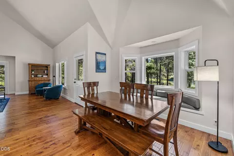 Dining - 56832 Besson Rd, Bend, OR 97707 photo 1 of 2