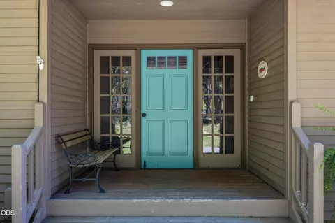 Exterior - 56832 Besson Rd, Bend, OR 97707 photo 2 of 11