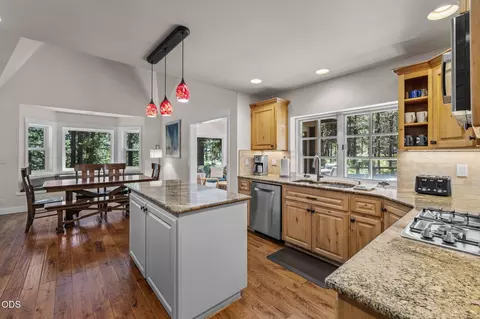 Kitchen - 56832 Besson Rd, Bend, OR 97707 photo 2 of 2