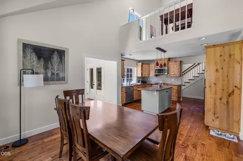 Dining - 56832 Besson Rd, Bend, OR 97707 photo 2 of 2