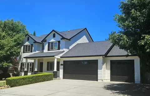 241 Fieldbrook Ct, Medford, OR 97504