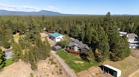 View/Area - 16760 Doe Pl, La Pine, OR 97739 photo 6 of 9