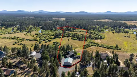 View/Area - 16760 Doe Pl, La Pine, OR 97739 photo 1 of 9