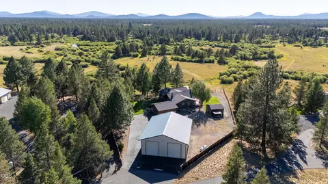 View/Area - 16760 Doe Pl, La Pine, OR 97739 photo 7 of 9