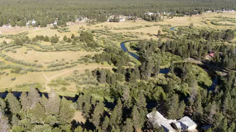 View/Area - 16760 Doe Pl, La Pine, OR 97739 photo 9 of 9