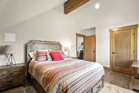 Bedroom - 56604 Sunstone Loop #151, Bend, OR 97707 photo 7 of 10