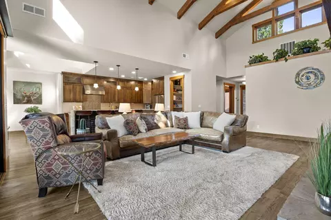 Living - 56604 Sunstone Loop #151, Bend, OR 97707 photo 4 of 4