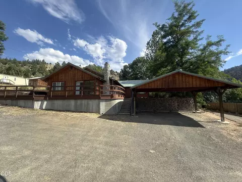 115 Rebel Hill Rd, Canyon City, OR 97820