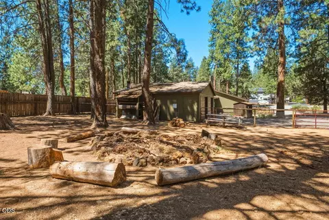 Exterior - 60282 Cree Cir, Bend, OR 97702 photo 27 of 37