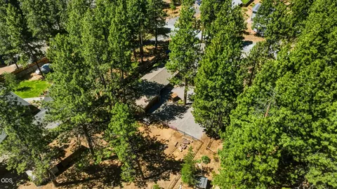 View/Area - 60282 Cree Cir, Bend, OR 97702 photo 5 of 9