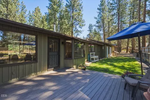 Exterior - 60282 Cree Cir, Bend, OR 97702 photo 13 of 37