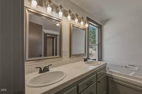 Bath - 60282 Cree Cir, Bend, OR 97702 photo 1 of 3