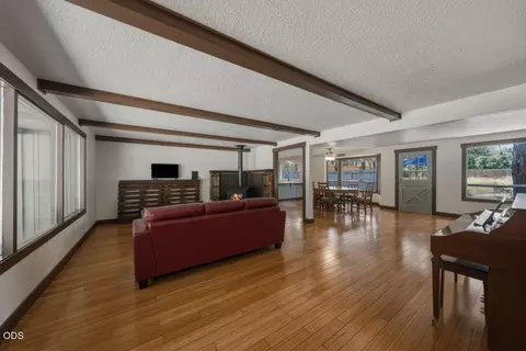 Living - 60282 Cree Cir, Bend, OR 97702 photo 1 of 7