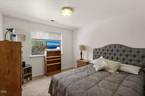 Bedroom - 669 Karic Way, Eagle Point, OR 97524 photo 1 of 4