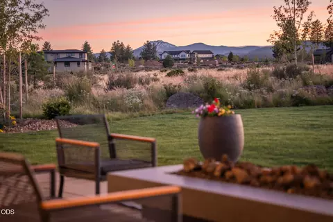 Exterior - 62313 Mcclain Dr, Bend, OR 97703 photo 13 of 17