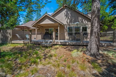 Exterior - 57641 Splitrock Ln #2, Sunriver, OR 97707 photo 10 of 11