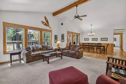 Living - 57641 Splitrock Ln #2, Sunriver, OR 97707 photo 1 of 4