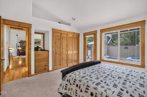 Bedroom - 57641 Splitrock Ln #2, Sunriver, OR 97707 photo 5 of 7