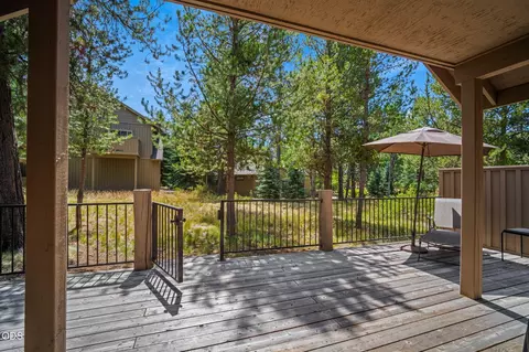 Exterior - 57641 Splitrock Ln #2, Sunriver, OR 97707 photo 3 of 11