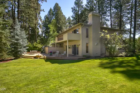 Exterior - 60643 Thunderbird Ct, Bend, OR 97702 photo 2 of 10