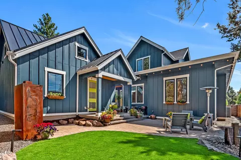 Exterior - 1931 NW Fields St, Bend, OR 97703 photo 3 of 9