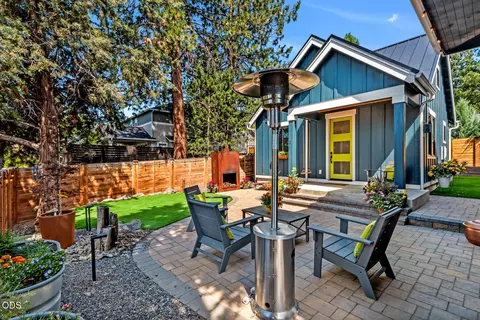 Exterior - 1931 NW Fields St, Bend, OR 97703 photo 8 of 9