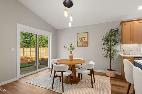 Dining - 1107 Cascade Loop, Cave Junction, OR 97523 photo 1 of 1