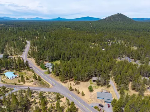 55151 Foster Rd, Bend, OR 97707 photo 1