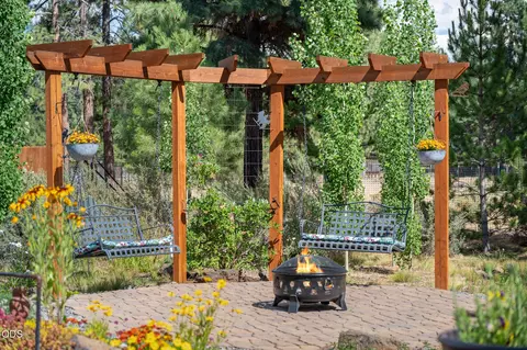 Other - 19563 Apache Rd, Bend, OR 97702 photo 10 of 11