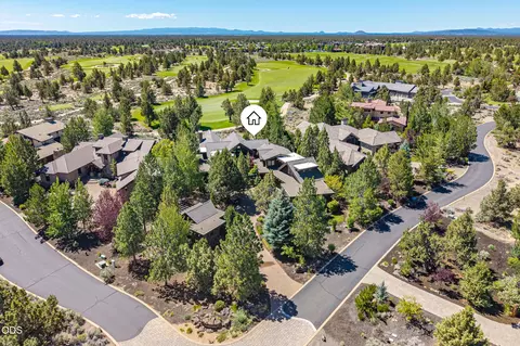 View/Area - 65862 Bearing Dr, Bend, OR 97701 photo 2 of 2