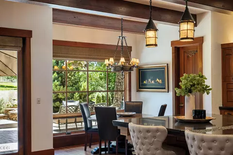 Dining - 65862 Bearing Dr, Bend, OR 97701 photo 2 of 2
