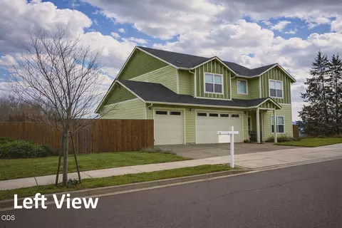 1004 Ruby Mdws, Eagle Point, OR 97524 photo 1