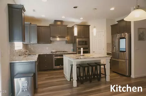 1004 Ruby Mdws, Eagle Point, OR 97524 photo 5