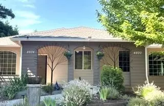 4600 4604 Cloudcrest Dr, Medford, OR 97504