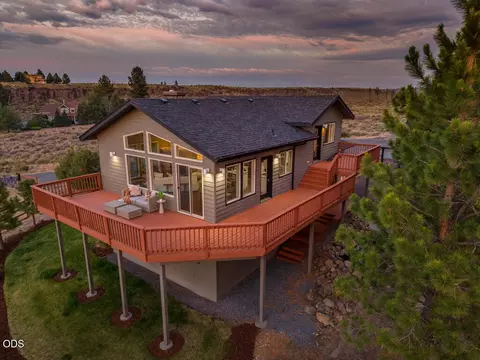 Exterior - 59639 Saskatoon Ln, Bend, OR 97702 photo 9 of 11